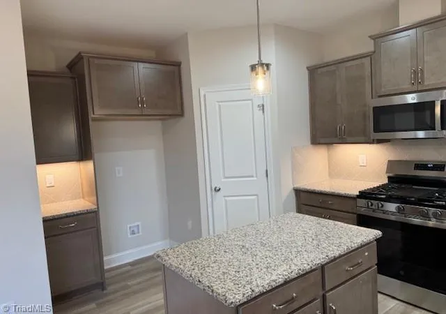 Photo 4 of Single family home for sale at 3719 Contimental Sq, Kernersville, NC 27284 | MLS# 1228922 | Listing updated on 2026-09-17