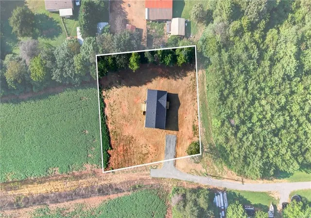 Photo 3 of Manufactured home for sale at 3840 Sonnet Dr, Boonville, NC 27011 | MLS# 1233517 | Listing updated on 2026-09-30