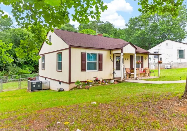 Homes for sale in Trinity, NC | 2669 Old Mountain Rd, Trinity, NC 27370 | MLS# 1223330