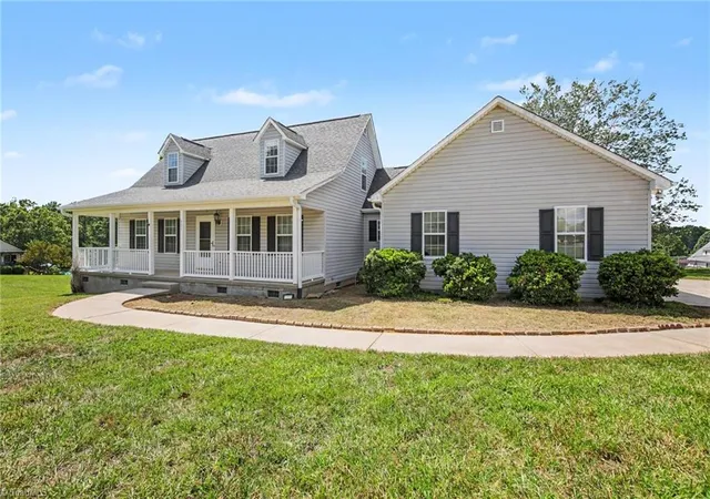 3rd image of 431 Allred Rd, Lexington, NC 27292 | MLS# 1233191