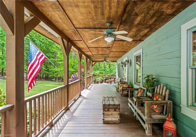 3rd image of 340 Bear Branch Trl, Reidsville, NC 27320 | MLS# 1216883