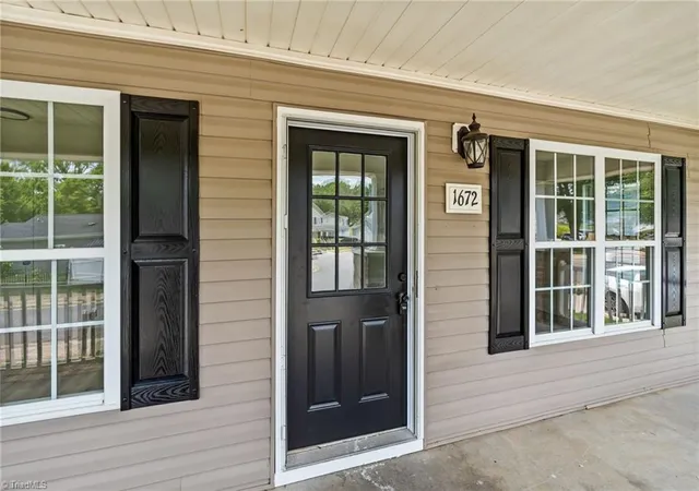 4th image of 1672 Burton St, Winston Salem, NC 27105 | MLS# 1225764