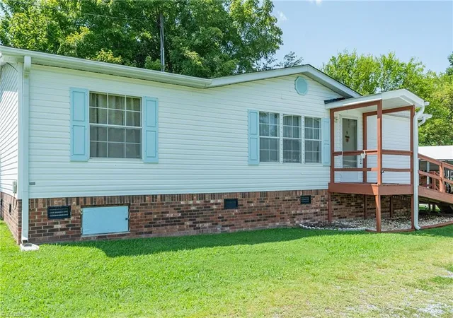 Photo 4 of Manufactured home for sale at 1025 Holly Grove Rd, Lexington, NC 27292 | MLS# 1232875 | Listing updated on 2026-08-21