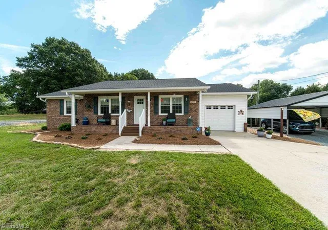 2nd image of 5055 Pine Hall Rd, Walkertown, NC 27051 | MLS# 1222494