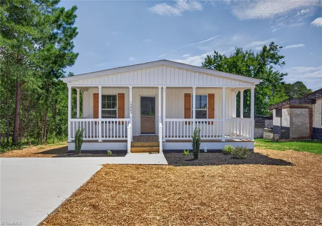 Photo 1 of Manufactured home for sale at 1303 Elrado St, Burlington, NC 27217 | MLS# 1230796 | Listing updated on 2026-09-16