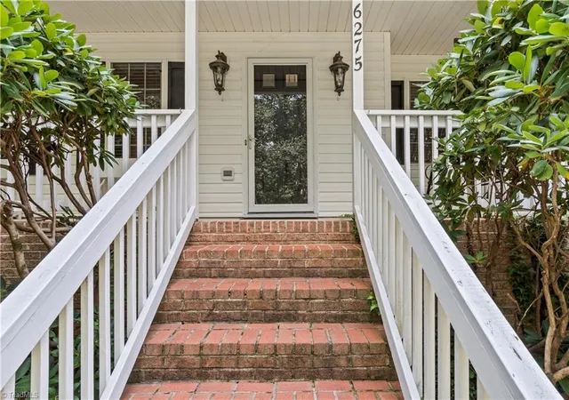 Photo 4 of Sale Pending at 6275 Raven Forest Ct, Winston Salem, NC 27105 | MLS# 1229519 | Listing updated on 2026-09-08