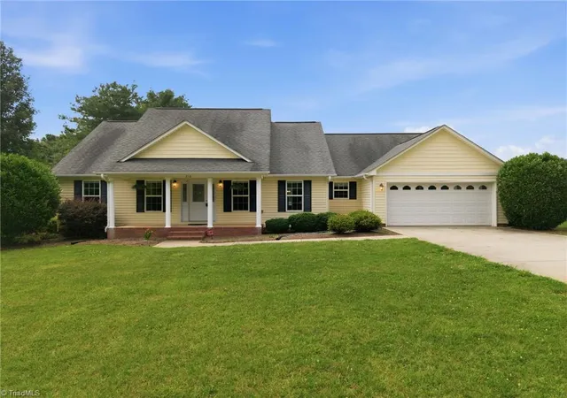 Photo 1 of Single family home for sale at 210 Jane Sowers Rd, Statesville, NC 28625 | MLS# 1225767 | Listing updated on 2026-10-07