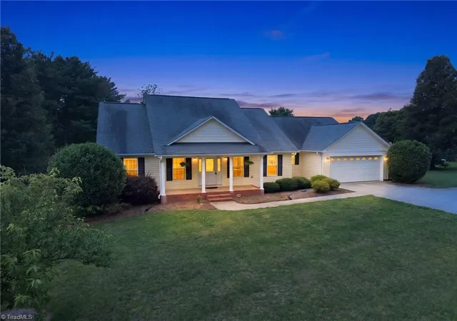 Photo 3 of Single family home for sale at 210 Jane Sowers Rd, Statesville, NC 28625 | MLS# 1225767 | Listing updated on 2026-10-07