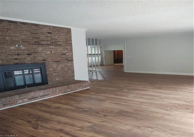 Photo 4 of Single family home for sale at 501 Cynthia Rd, Greensboro, NC 27406 | MLS# 1231340 | Listing updated on 2026-09-20