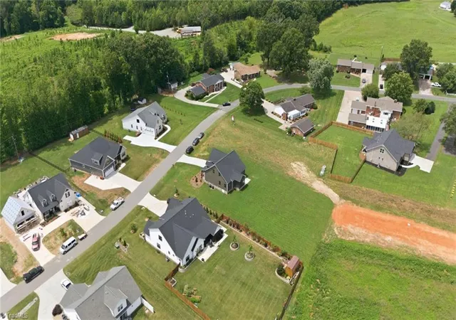 5th image of 377 Lenalan Dr, Lexington, NC 27295 | MLS# 1228718