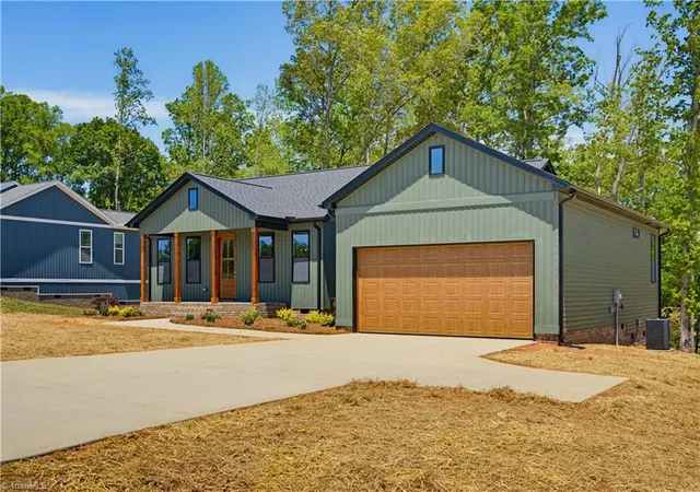 Homes for sale in Stokesdale, NC | 1343 Simpson Rd, Stokesdale, NC 27357 | MLS# 1219908