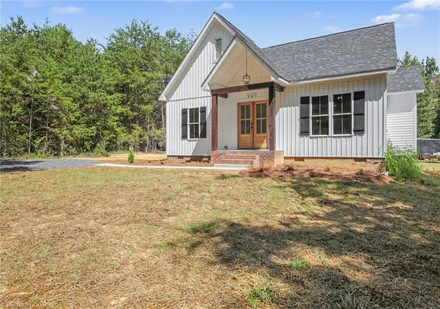 4th image of 281 Settlement Loop, Stoneville, NC 27048 | MLS# 1231371