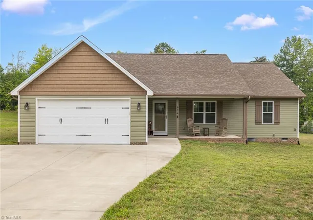 1st image of 934 Gideon Grove Church Rd, Stokesdale, NC 27357 | MLS# 1228587