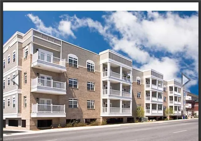 Photo 1 of Single family home for sale at 605 W Market St #408, Greensboro, NC 27401 | MLS# 1166778 | Listing updated on 2026-01-12
