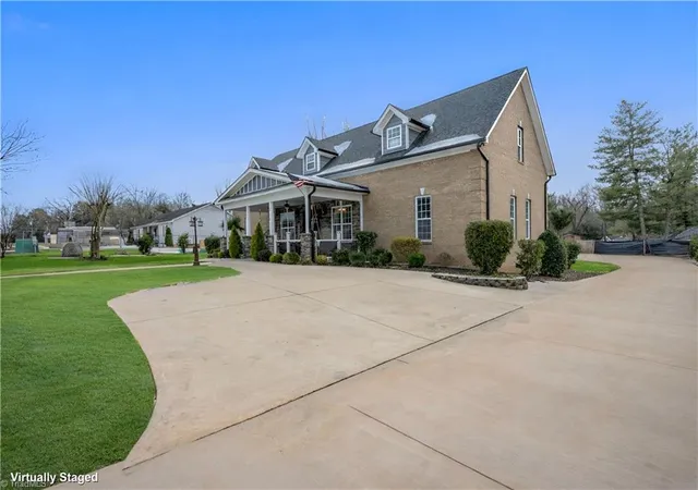 Photo 2 of Single family home for sale at 206 Cedar Dr, Salisbury, NC 28147 | MLS# 1209893 | Listing updated on 2026-02-20