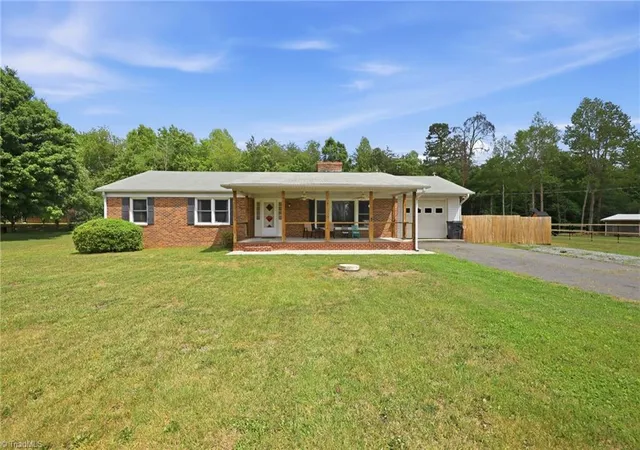 2nd image of 6135 Stanleyville Dr, Rural Hall, NC 27045 | MLS# 1225633