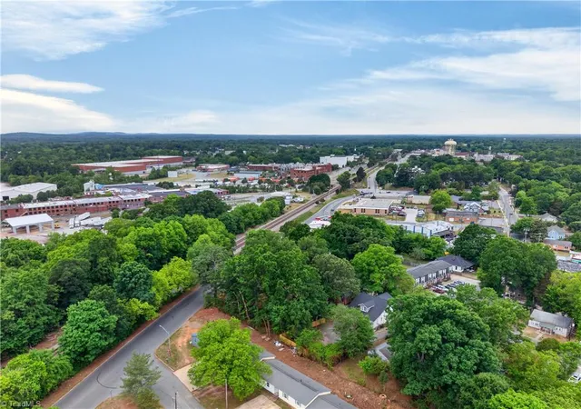 50th image of 17, 19, 21, 23, 29, 31 Hunter St, Thomasville, NC 27360 | MLS# 1219720