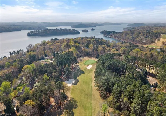 Homes for sale in New London, NC | 173 Yadkin Falls Rd, New London, NC 28127 | MLS# 1225555