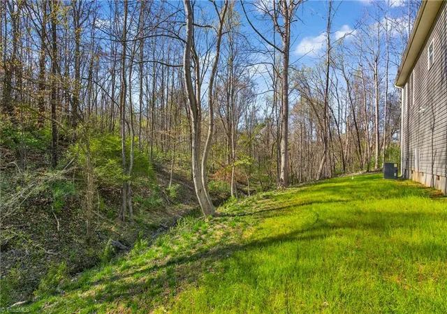 29th image of 2113 Lancey Dr, Thomasville, NC 27360 | MLS# 1214149