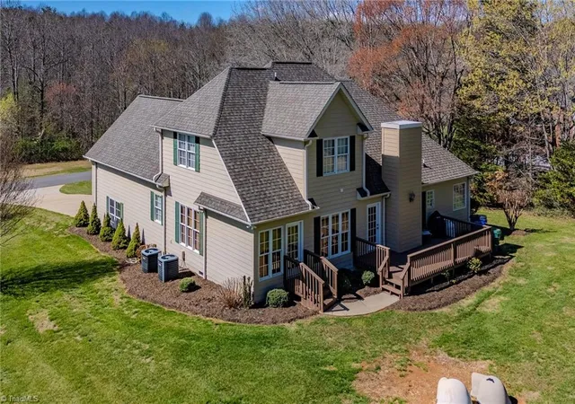 4th image of 166 Laurel Creek Dr, Mount Airy, NC 27030 | MLS# 1213515