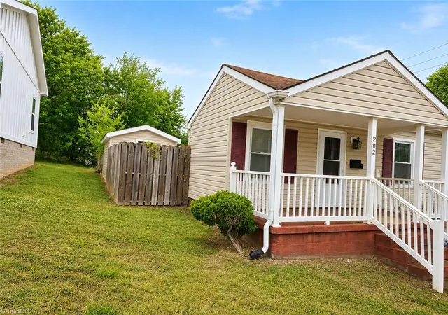 Homes for sale in Reidsville, NC | 202 Boyd St, Reidsville, NC 27320 | MLS# 1220558