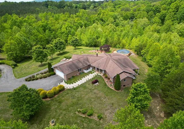 Homes for sale in Pinnacle, NC | 1102 Bear Creek Ln, Pinnacle, NC 27043 | MLS# 1219437