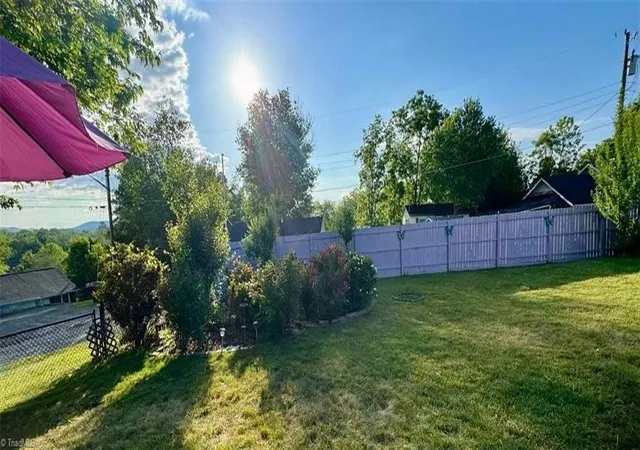 5th image of 719 Maiden Ln, Mount Airy, NC 27030 | MLS# 1222763