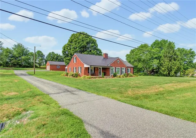 1st image of 4264 High Point Rd, Winston Salem, NC 27107 | MLS# 1228816