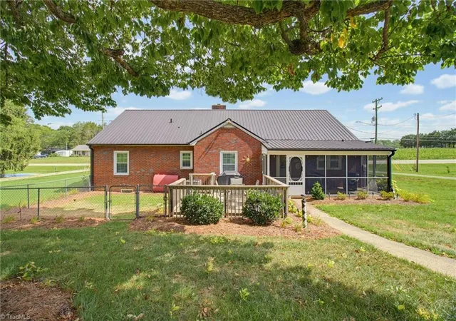 33rd image of 4264 High Point Rd, Winston Salem, NC 27107 | MLS# 1228816