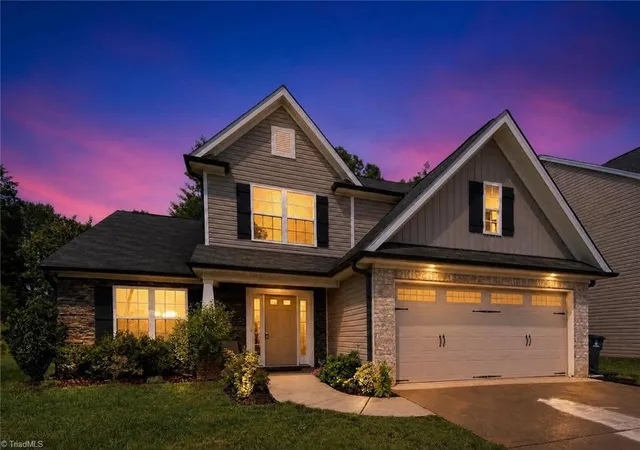 Photo 2 of Single family home for sale at 1460 Land Grv Dr, Kernersville, NC 27284 | MLS# 1228358 | Listing updated on 2026-08-30