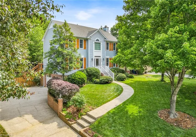 2nd image of 4009 Clarendon Ave, Winston Salem, NC 27106 | MLS# 1225780