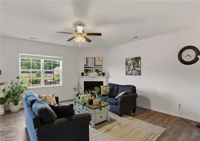 Photo 4 of Single family home for sale at 3650 Tyburn Tr, Browns Summit, NC 27214 | MLS# 1231519 | Listing updated on 2026-10-08