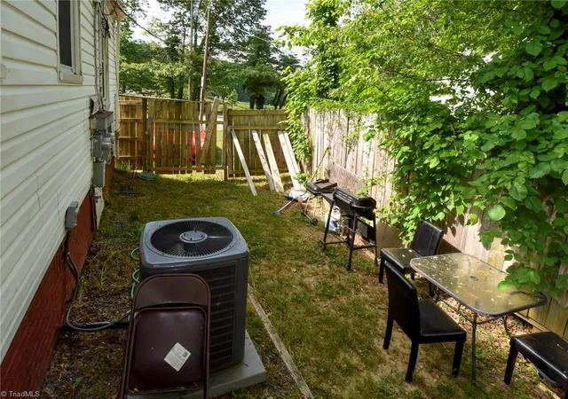 3rd image of 521 E 25Th St, Winston Salem, NC 27105 | MLS# 1165112