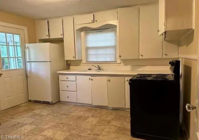 4th image of 306 Auburndale St, Winston Salem, NC 27104 | MLS# 1219453