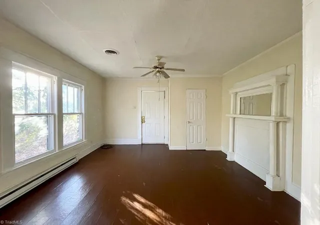Photo 3 of Sale Pending at 902 Haywood St, Greensboro, NC 27403 | MLS# 1229138 | Listing updated on 2026-08-22