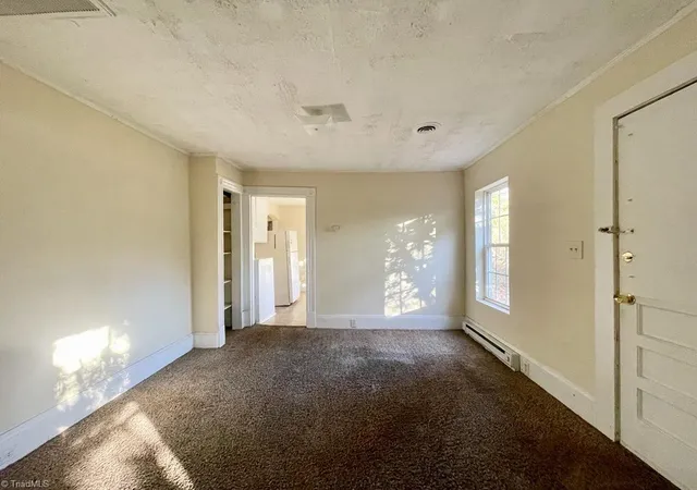 Listing Photo 4 - Condo for sale in building located at 902 Haywood St, Greensboro, NC 27403