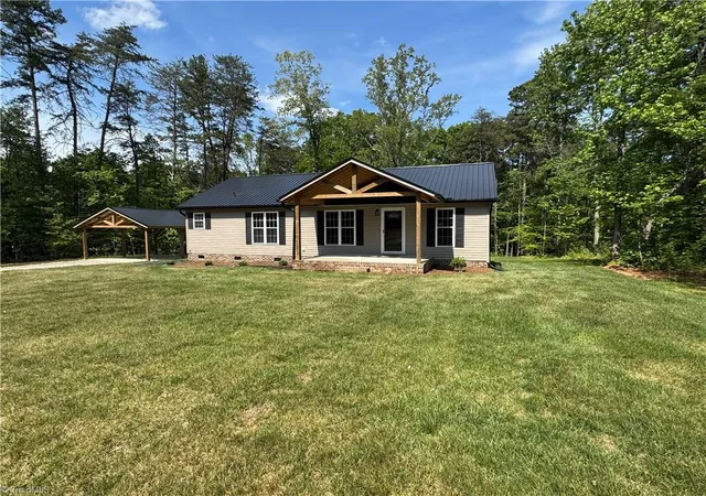 Manufactured home for sale at 987 Eden Church Rd, Madison, NC 27025 | MLS# 1218617