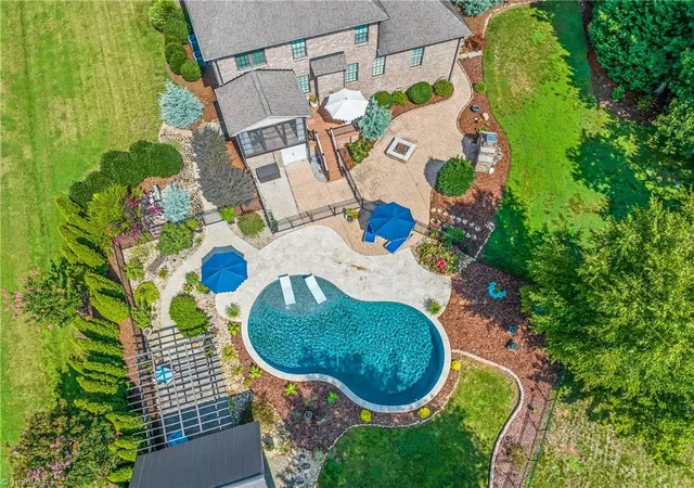4th image of 207 Pinnacle Dr, High Point, NC 27265 | MLS# 1228287