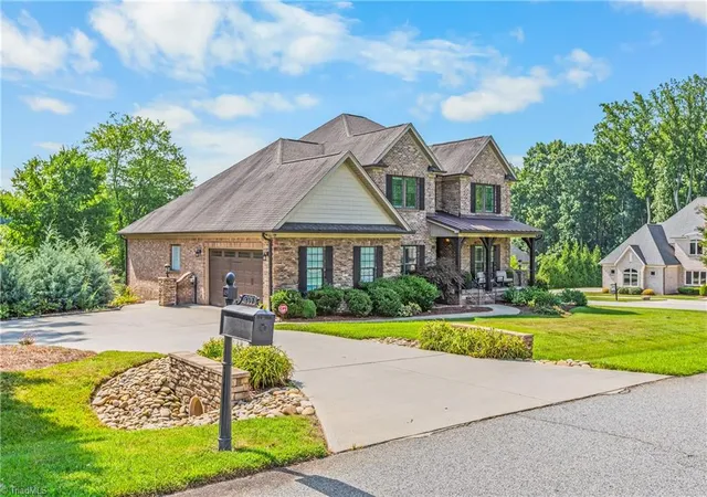 5th image of 207 Pinnacle Dr, High Point, NC 27265 | MLS# 1228287