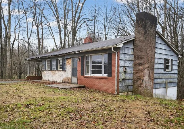 2nd image of 4021 Vestal Rd, Jonesville, NC 28642 | MLS# 1226154