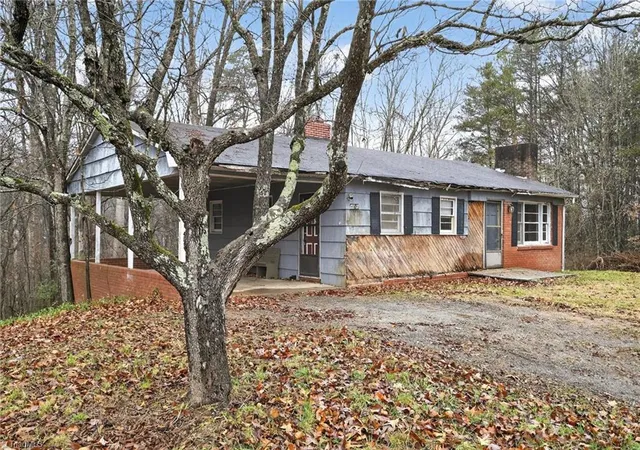 3rd image of 4021 Vestal Rd, Jonesville, NC 28642 | MLS# 1226154
