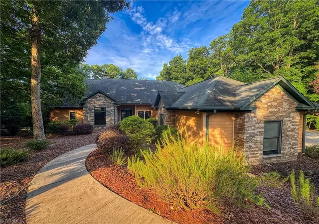Photo 1 of Sale Pending at 172 Lawson's Lookout, Denton, NC 27239 | MLS# 1223970 | Listing updated on 2026-08-31