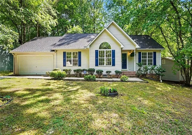2nd image of 85 Lowery Dr, Thomasville, NC 27360 | MLS# 1231442