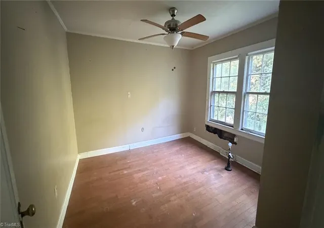 Photo 4 of Single family home for sale at 1229 Roberts Ln, High Point, NC 27260 | MLS# 1231754 | Listing updated on 2026-09-12