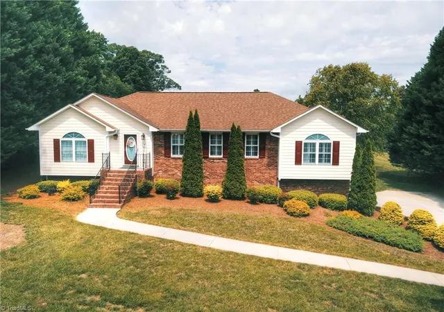 Photo 1 of Sale Pending at 175 Loblolly Ln, Winston Salem, NC 27107 | MLS# 1224366 | Listing updated on 2026-09-01