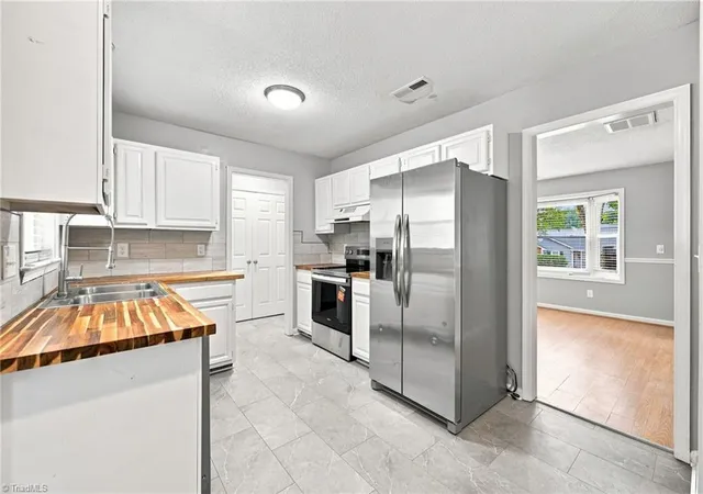 Photo 4 of Single family home for sale at 2603 Castle Croft Rd, Greensboro, NC 27407 | MLS# 1234007 | Listing updated on 2026-08-31