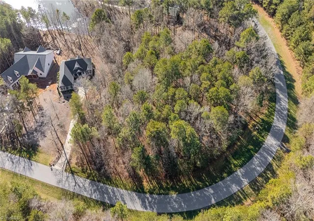 2nd image of 215 Mallard Dr, New London, NC 28127 | MLS# 1208787