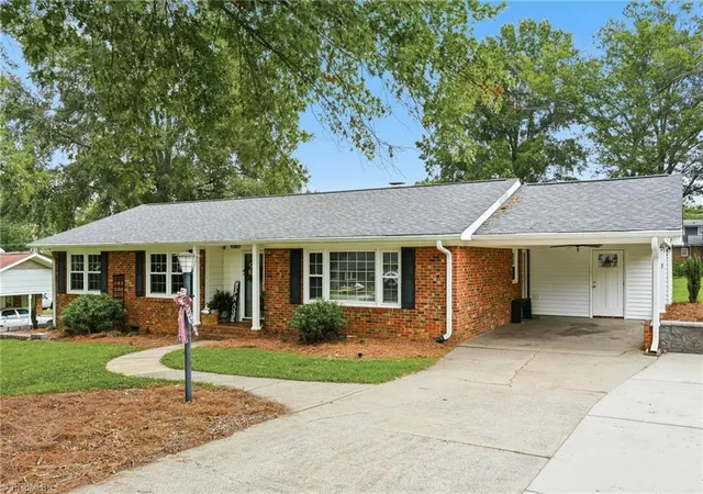 2nd image of 145 W Lake Rd, Eden, NC 27288 | MLS# 1229651