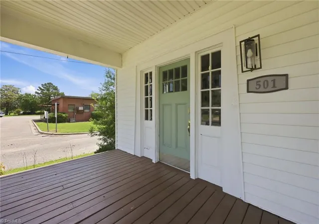Photo 4 of Single family home for sale at 501 Main St, Stantonsburg, NC 27883 | MLS# 1226885 | Listing updated on 2026-09-08