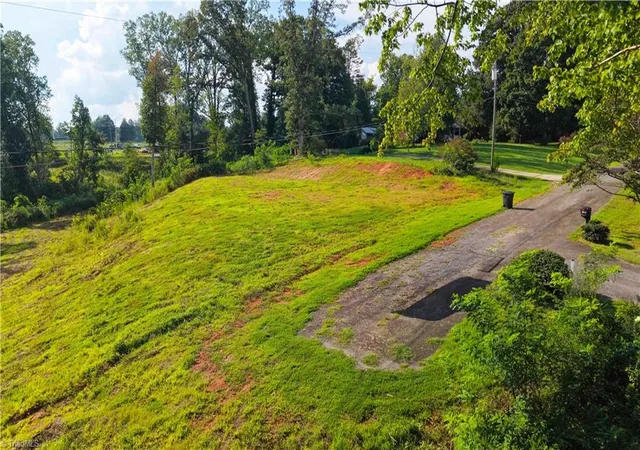 4th image of 0 Sedge Hill Ln, Kernersville, NC 27284 | MLS# 1230750